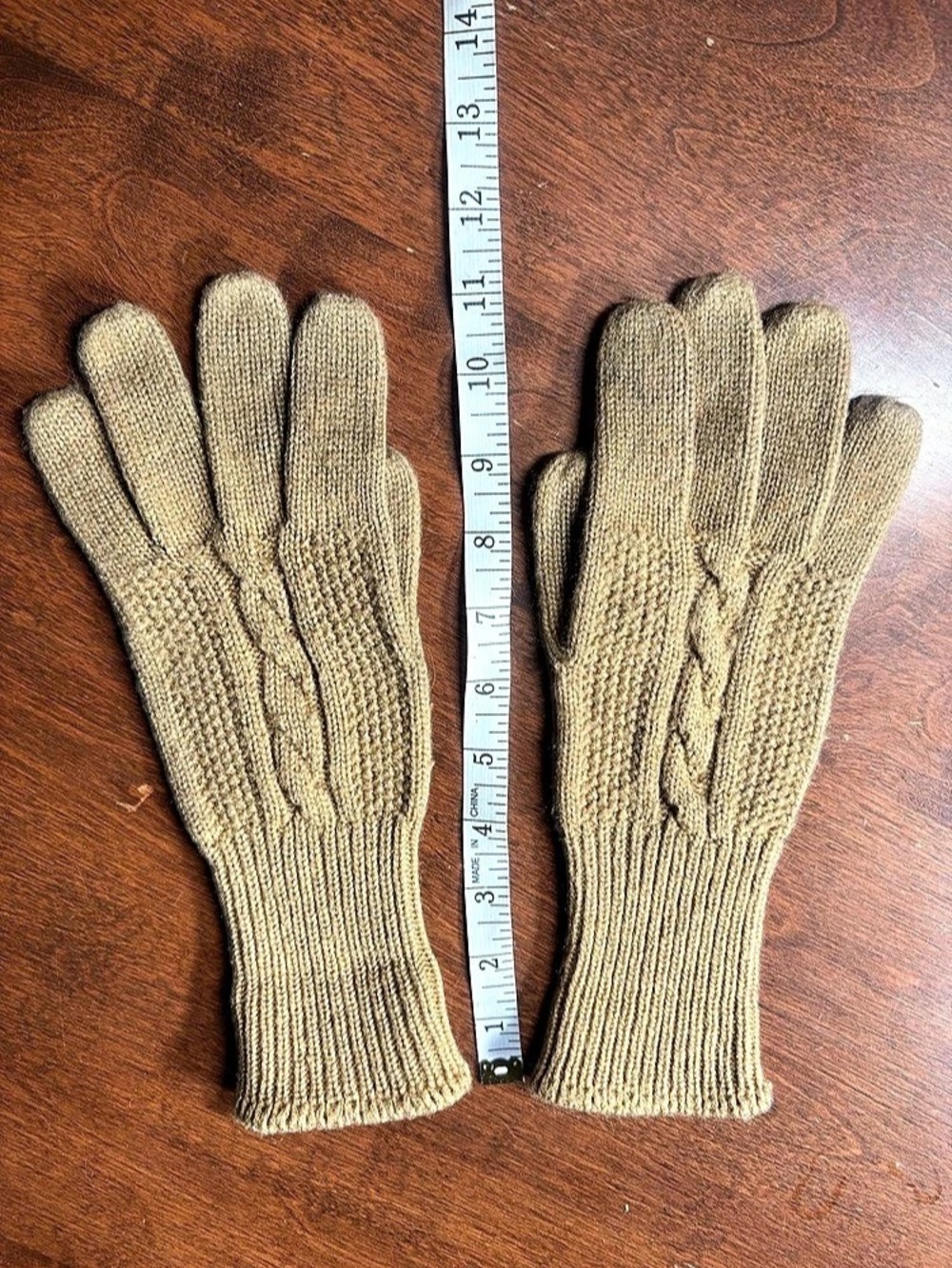 Vintage 1983 Avon Tan Cable Knit Winter Gloves OS